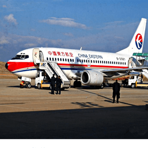 扬州泰州机场货运航空快运业稳步发展的原因是什么？